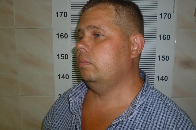 Таксист, «подрабатывающий» телефонным мошенником, попался из-за жадности