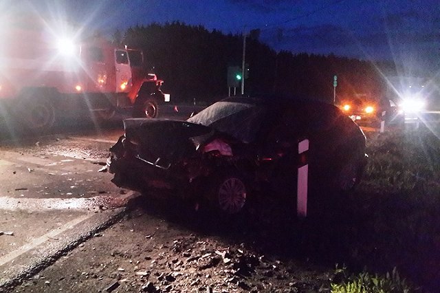 Близ Заречного столкнулись два автомобиля. Один водитель не заметил другого