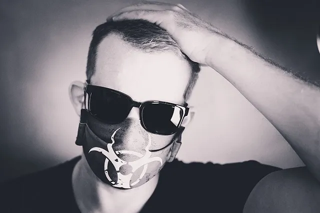 «Принятые меры позволяют избежать локдауна»: в Москве продлили ограничения до 15 января 2021 года