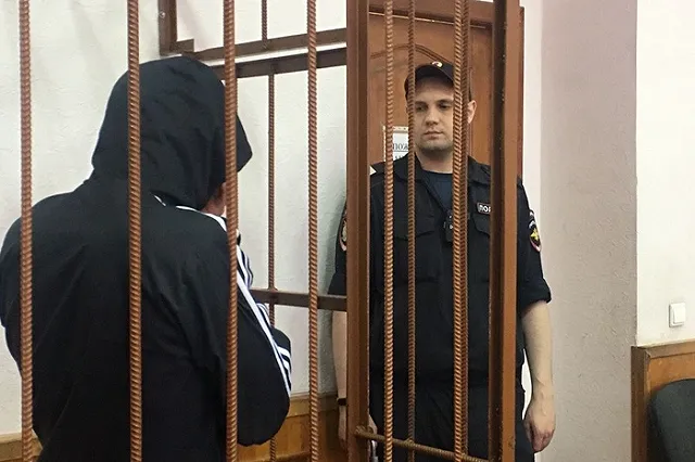 В Екатеринбурге задержали банду похитителей колёс с иномарок