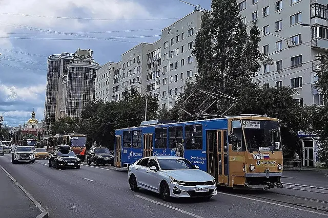 В Екатеринбурге задержали подростка-зацепера, распылившего газ в лицо вагоновожатой
