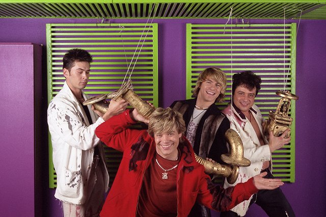 Группа «На-На» извинилась перед красноярцами за голые ягодицы