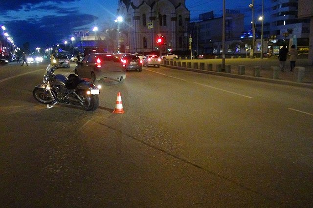 На 8 Марта подросток на велосипеде спровоцировал ДТП с мотоциклистом