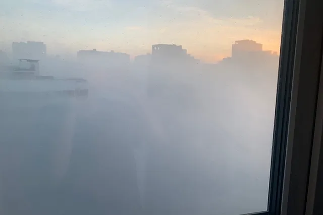 Часть ЕКАД перекрыли из-за тлеющего торфяника