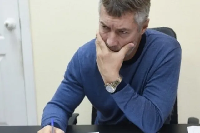 Евгений Ройзман продаёт картину, чтобы рассчитаться со штрафами