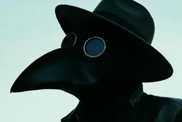 Пассажир «без лица» в автобусе 083 напугал екатеринбуржца