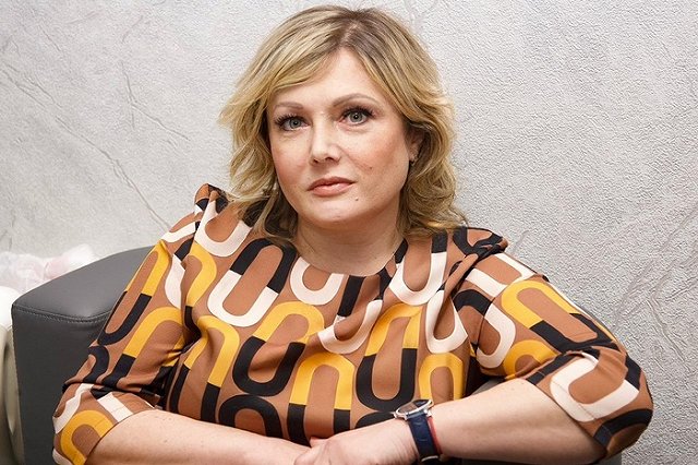 Стала известна личность преподавателя, которая скончалась на рабочем месте в Екатеринбурге