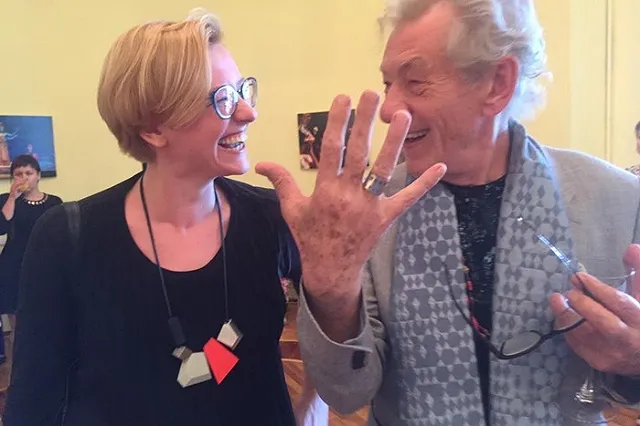 Гендальфу подарили кольцо «Белая башня»