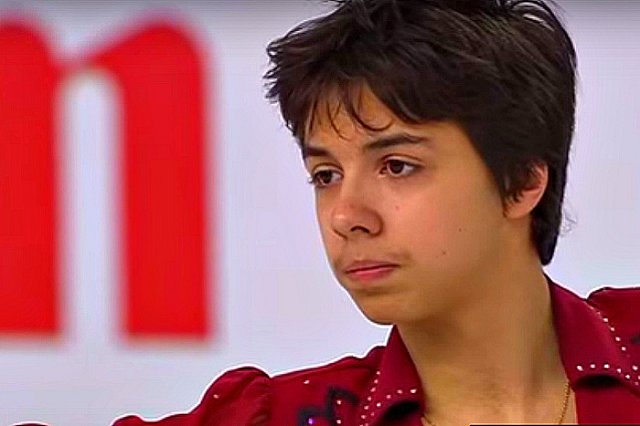 Российские фигуристы-юниоры завоевали золото и серебро на Гран-при во Франции