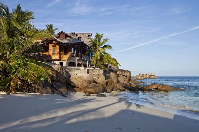 Россиянку изнасиловали в отеле на Сейшелах