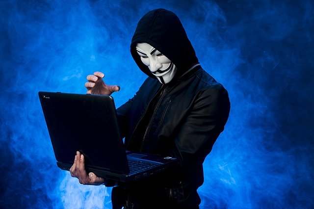 Свердловчане из группировки «Лурк» не признают вину в краже средств у банков