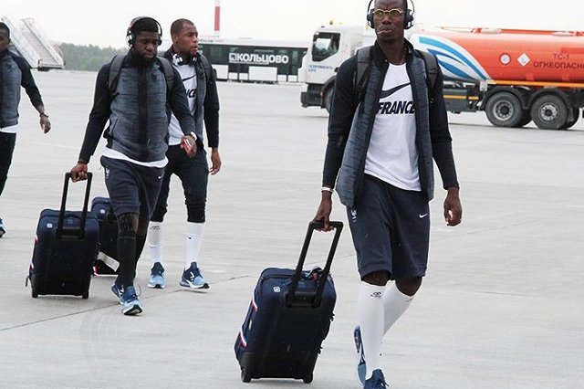 Сборная Франции прилетела в Екатеринбург