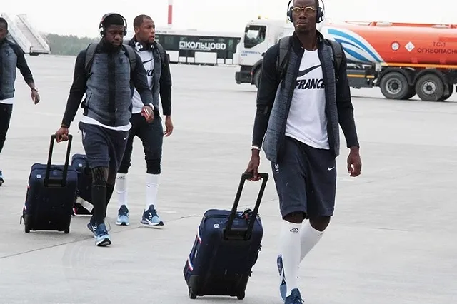 Сборная Франции прилетела в Екатеринбург
