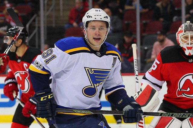 Игрок НХЛ пожаловался на невозможность следить за российским хоккеем из США