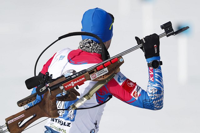 Итальянские полицейские не дали Логинову подготовиться к масс-старту