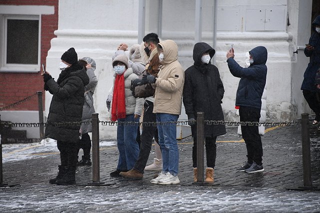 Посольство КНР попросило власти Москвы прекратить следить за китайцами в транспорте
