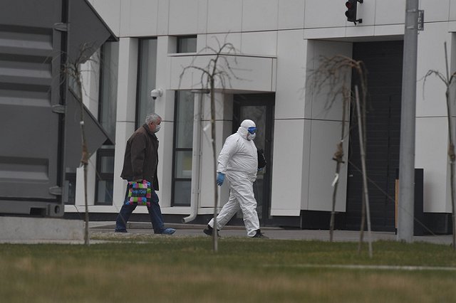 Ещё одну больницу в Екатеринбурге закрыли от посетителей