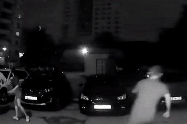 На Ботанике и Автовокзале подростки устроили погром в подъездах, чтобы снять TikTok