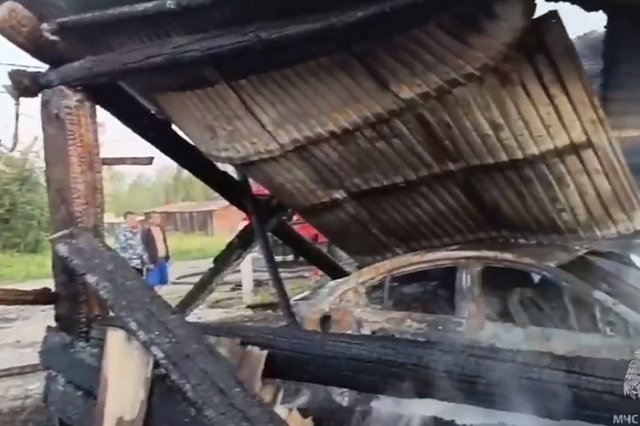 Что известно о дедушке и внучках, в страшном пожаре в свердловском посёлке