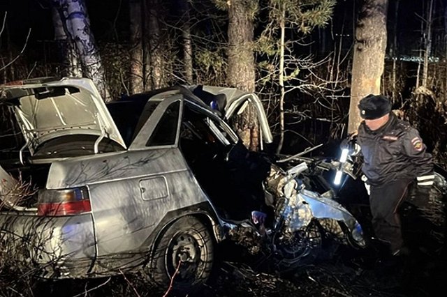 Стало известно, кто погиб в аварии около Екатеринбурга, которую устроил 19-летний парень