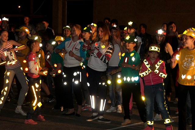 Госавтоинспекция Екатеринбурга провела танцевальный флешмоб