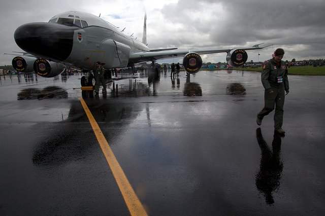 Пентагон возмущен: русский пилот лишил американских шпионов руля и ветрил
