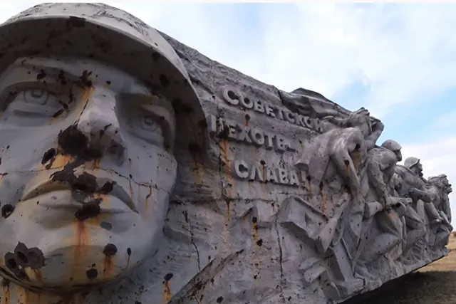 В Кремле заявили о невозможности оставить жителей Донбасса без поддержки