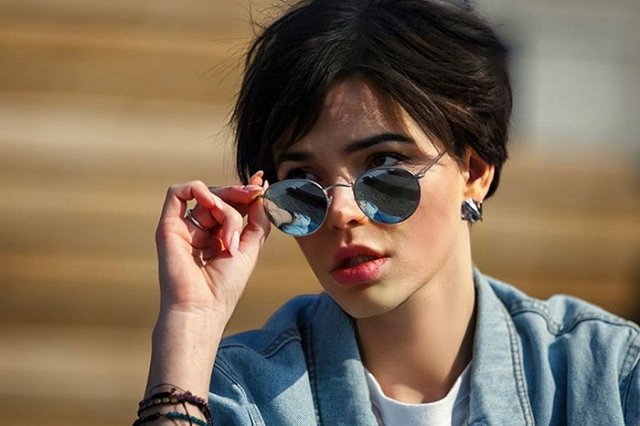 «Пытаюсь справиться с переизбытком чувств»: «Мисс Екатеринбург» родила дочь