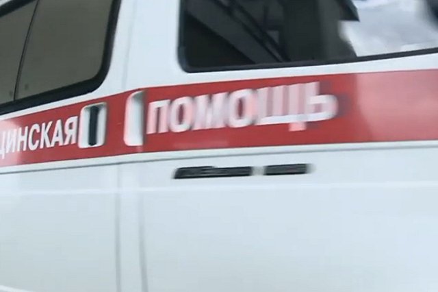 На Урале девушка умерла на остановке