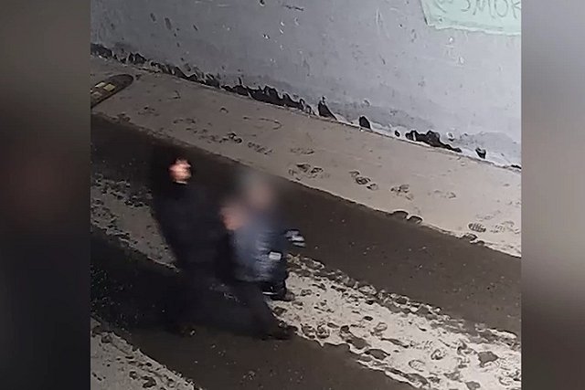 В Екатеринбурге «отец года» забрал ребёнка из сада и пошёл воровать