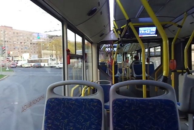 Первые три автобуса-гармошки прибудут в Екатеринбург уже к 5 июня