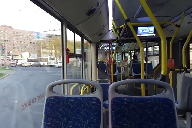 Первые три автобуса-гармошки прибудут в Екатеринбург уже к 5 июня