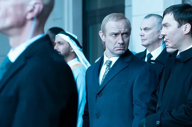 В России готовятся к показу фильма «Кремлевский волшебник» с Джудом Лоу