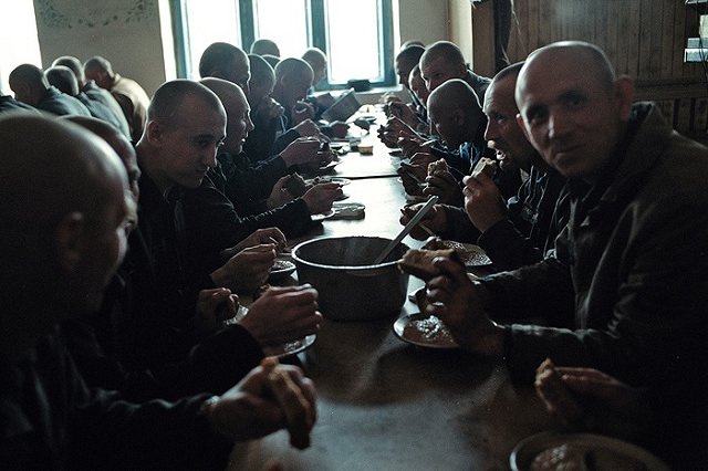 Назначен и.о. начальника ИК-46, где заключенные объявили голодовку