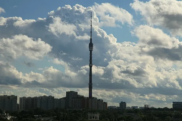 Столичный пиарщик подал в суд на «Останкино» за отупление телепрограммами