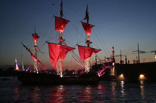 Мэр Владивостока отправил выпускников «в последний путь в жизни»