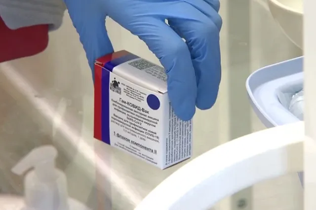 Свердловчане рассказали о своем состоянии после коронавирусной прививки