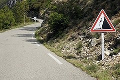 В Дагестане удалось спасти шесть из 16 пассажиров автобуса