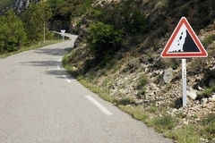 В Дагестане удалось спасти шесть из 16 пассажиров автобуса