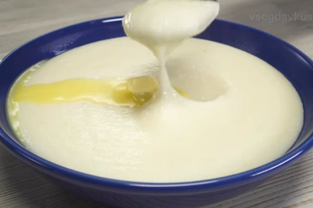 Врачи объяснили вред манной каши