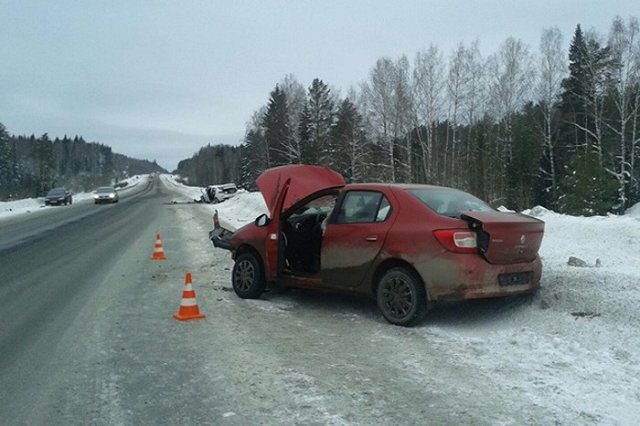 Водитель «Волги» погиб на ЕКАД по вине новичка за рулем