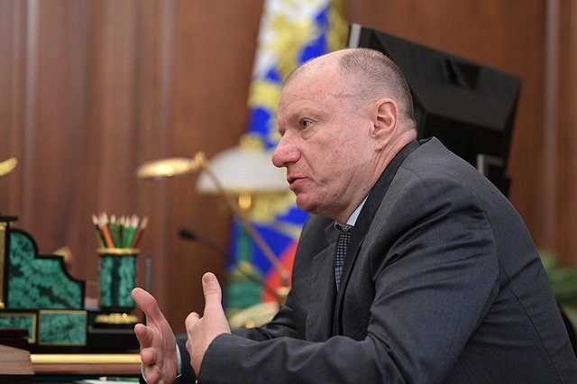 Бывшая жена Потанина потребовала взыскать с экс-супруга 215 миллиардов рублей