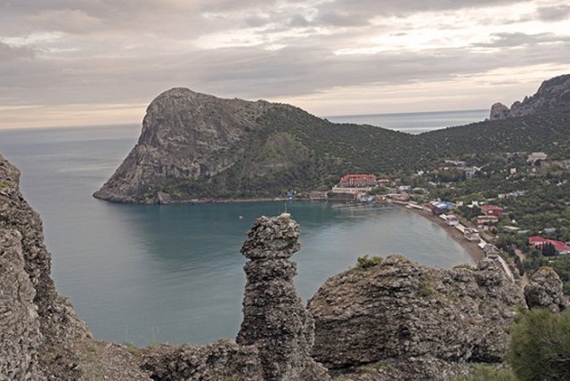 В Крыму собираются зарыть в песок и гальку около 3 млрд рублей