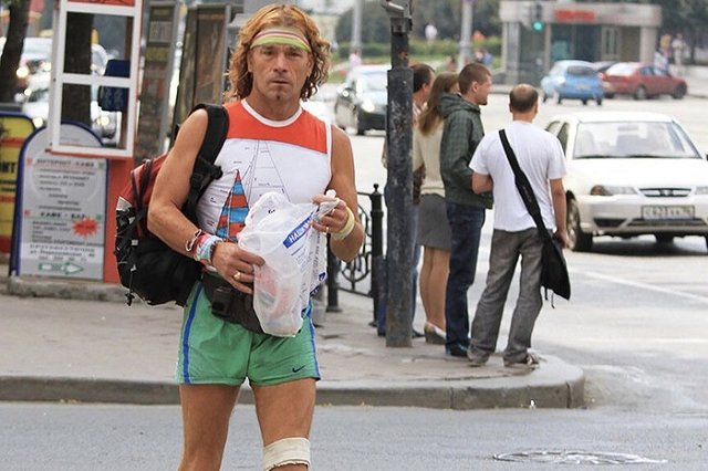 В Екатеринбурге умер легендарный Тарзан, который бегал босиком