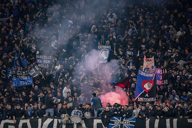 Итальянская пресса называет очагом распространения COVID-19 в Ломбардии футбольный матч