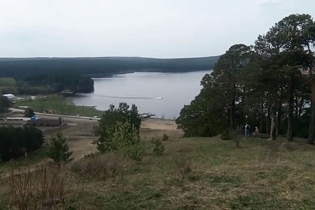 Жители Сысерти начали собирать подписи против строительства «Баден-Бадена»