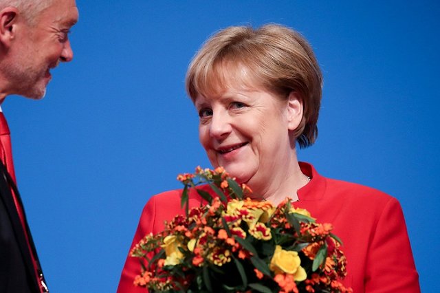 Меркель пообещала выслать из страны около 35% соискателей убежища