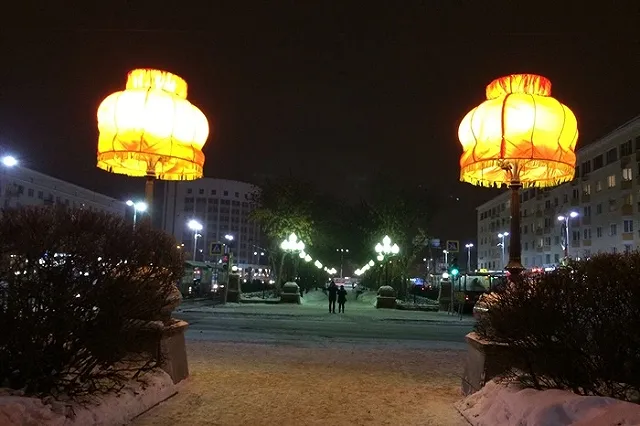 Екатеринбургских чиновников обязали вернуть свет во дворы