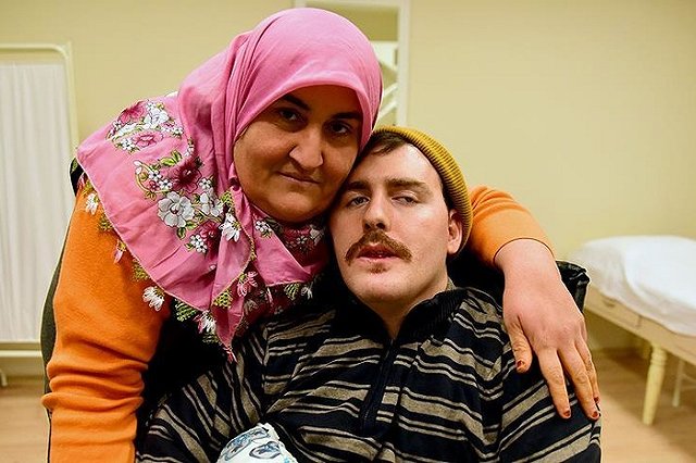 В Анталье умер россиянин, которого после ДТП 10 лет выхаживала бедная турчанка