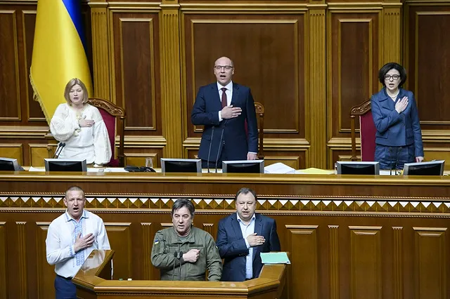 Против спикера Рады завели дело после видео в бассейне отеля в Катаре